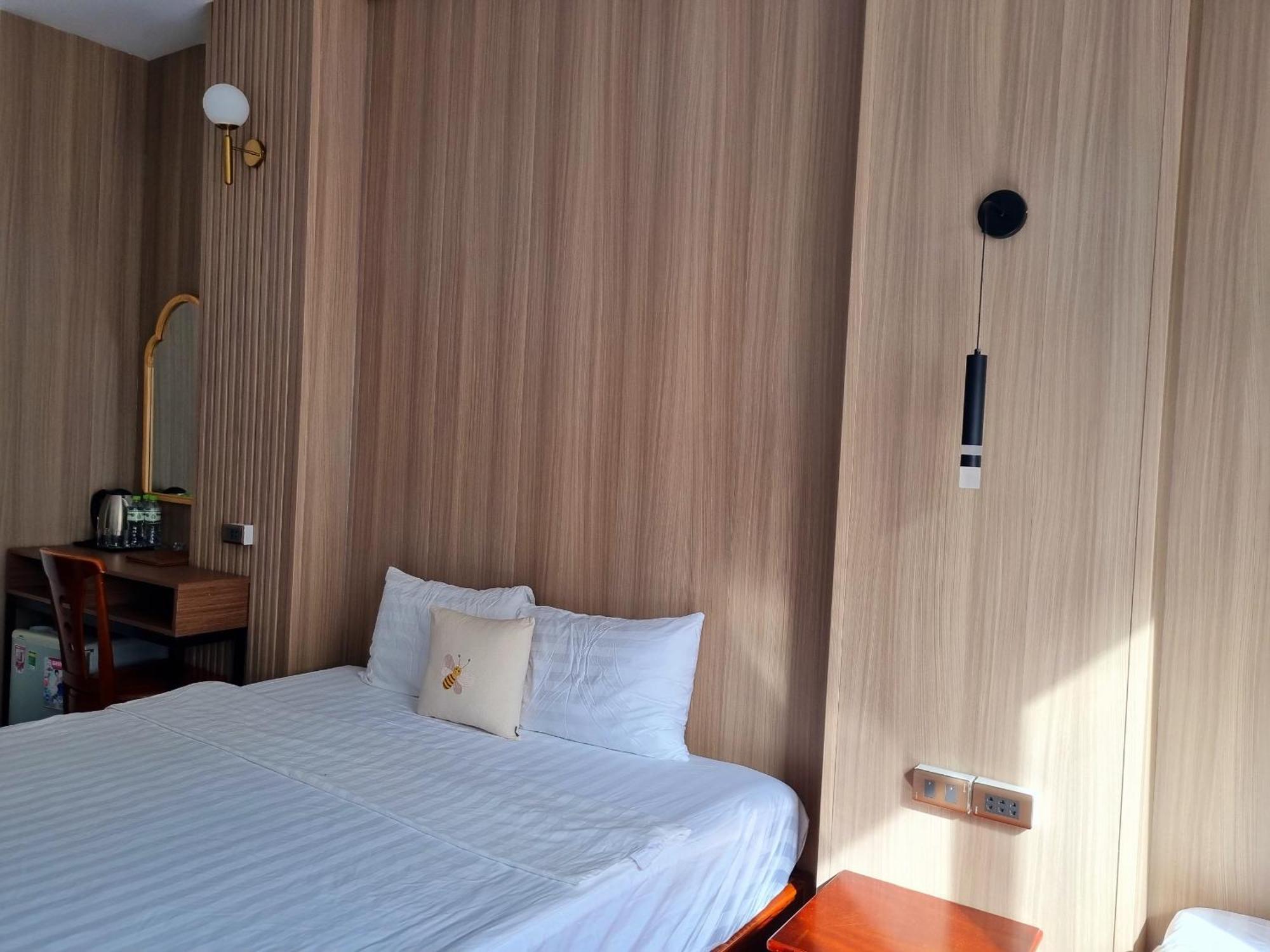 Minh Khue Hotel หวินห์ลอง ภายนอก รูปภาพ